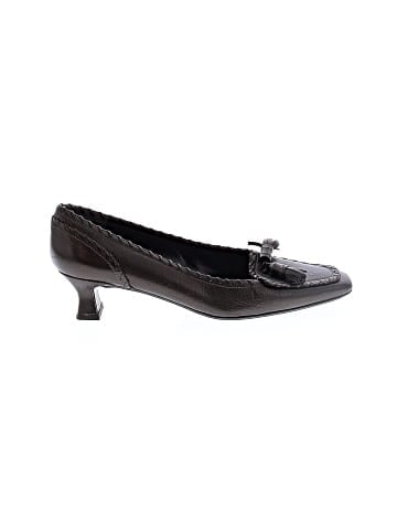 Stuart Weitzman Heels (view 1)