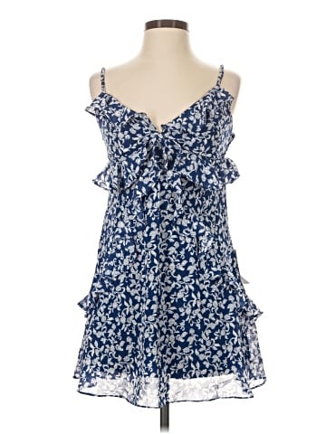 B. Darlin Casual Dress (view 1)
