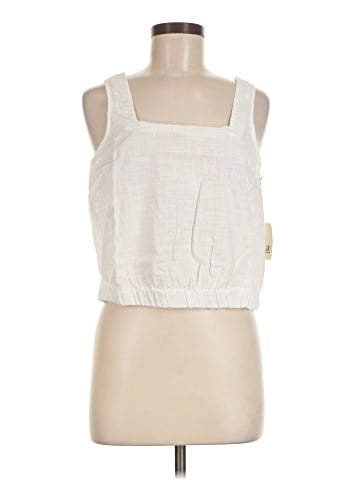 a.n.a. A New Approach Sleeveless Blouse (view 1)