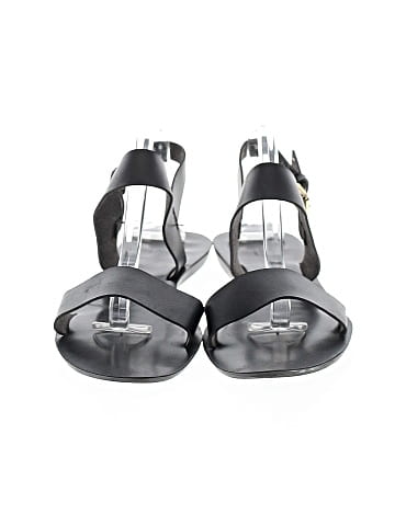 Old Navy Sandals (view 2)