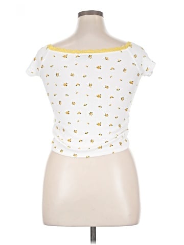 Discreet Short Sleeve T-Shirt (view 2)