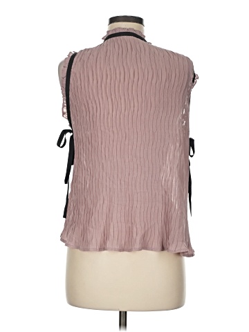 Listicle Sleeveless Blouse (view 2)