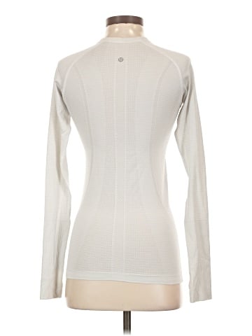 Lululemon Athletica Long Sleeve T-Shirt (view 2)