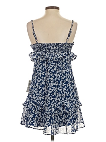 B. Darlin Casual Dress (view 2)