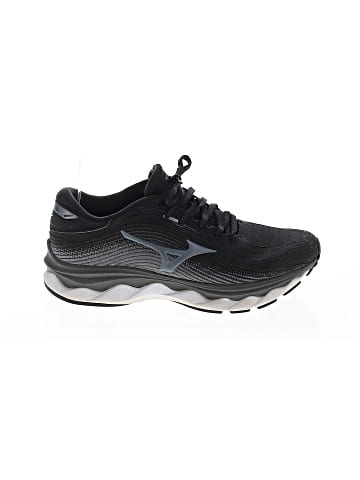 Mizuno Sneakers (view 1)