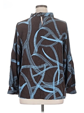 BLOOMCHIC 3/4 Sleeve Blouse (view 2)