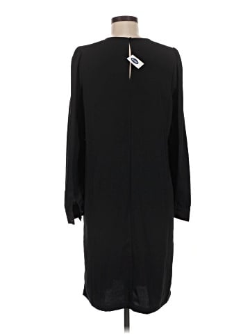 Old Navy Casual Dress (view 2)