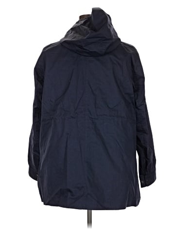 Hunter Raincoat (view 2)