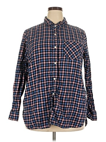 Old Navy Long Sleeve Button-Down Shirt (view 1)