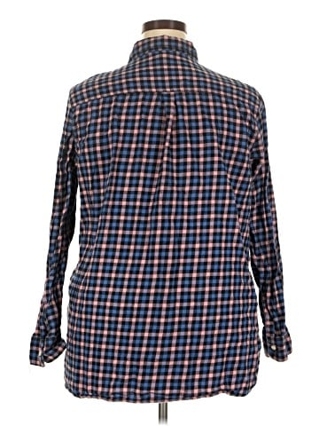 Old Navy Long Sleeve Button-Down Shirt (view 2)