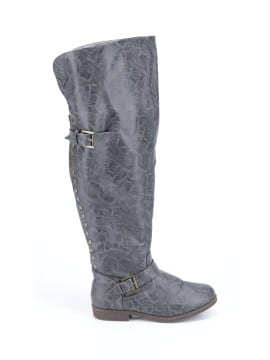 Journee Collection Boots