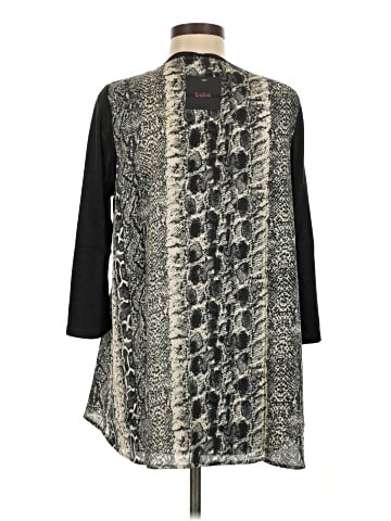 Lulu 3/4 Sleeve Top (view 2)