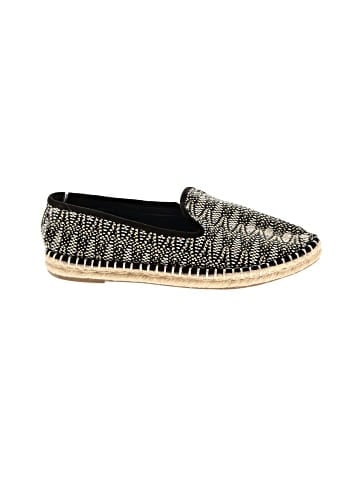 Universal Thread Flats (view 1)