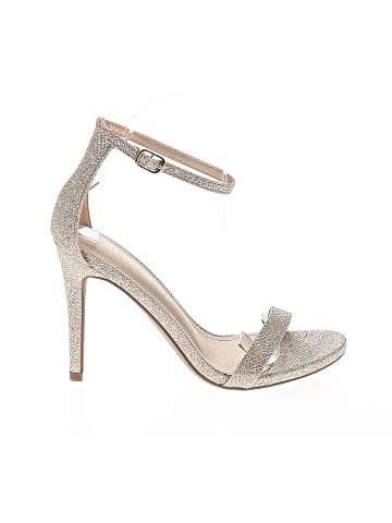 Dream Pairs Sandals (view 1)