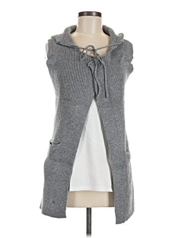 Lulumari Sweater Vest (view 1)