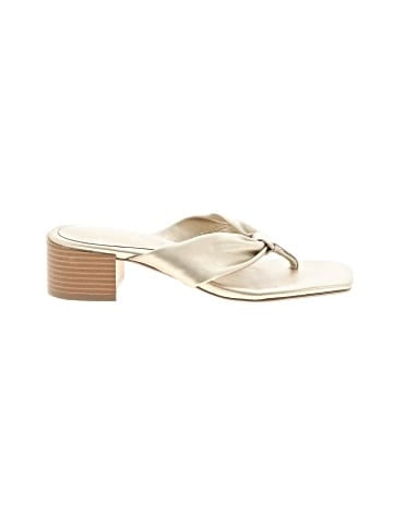 Journee Collection Heels (view 1)