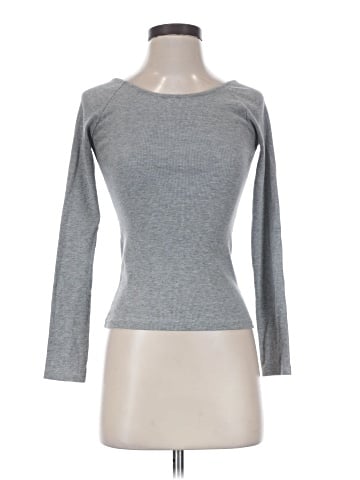 Trafaluc by Zara Long Sleeve T-Shirt (view 1)