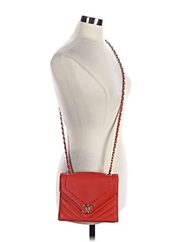 Chanel Leather Quilted Chevron Single Flap Crossbody (view 2)