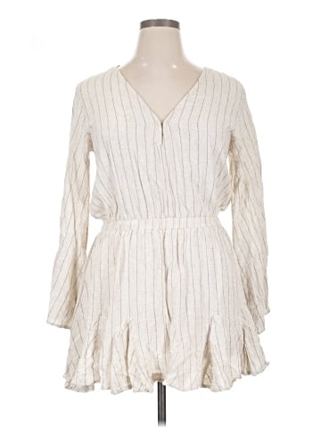 VICI Casual Dress (view 1)