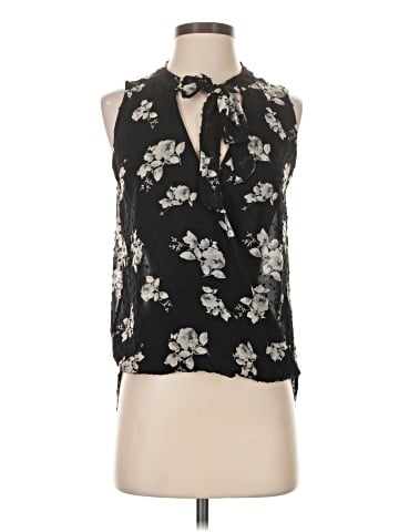 Veronica M. Sleeveless Blouse (view 1)