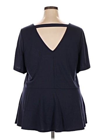 Lane Bryant Outlet Short Sleeve T-Shirt (view 2)