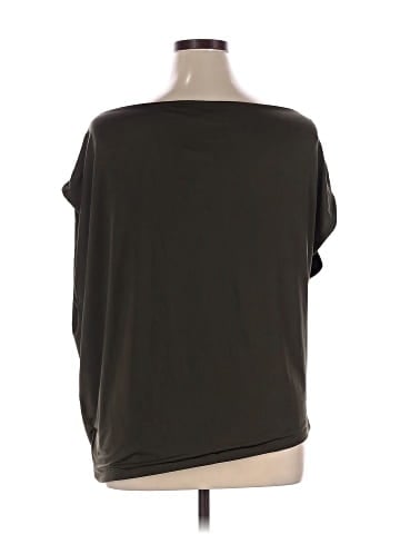 Express Short Sleeve Top (view 2)