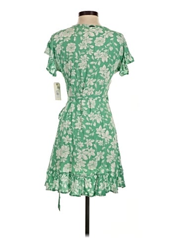 Billabong Casual Dress (view 2)
