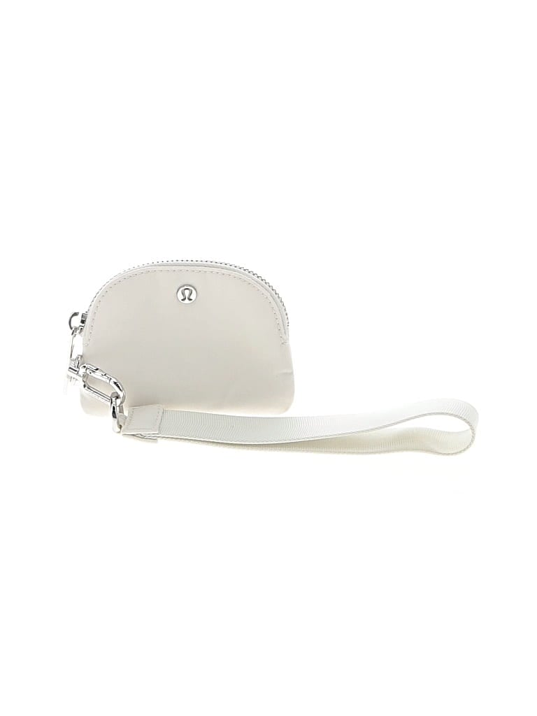 Pre-owned Lululemon Athletica Wristlet In White