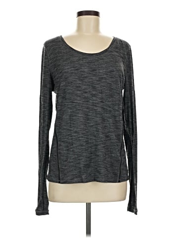Lululemon Athletica Long Sleeve T-Shirt (view 1)