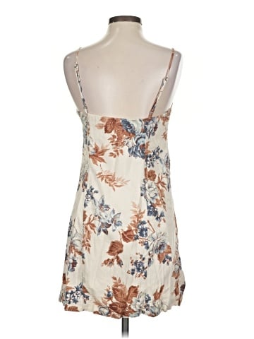 Abercrombie & Fitch Cocktail Dress (view 2)