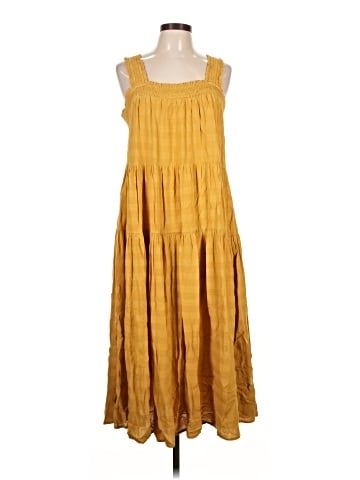 Old Navy Casual Dress (view 1)