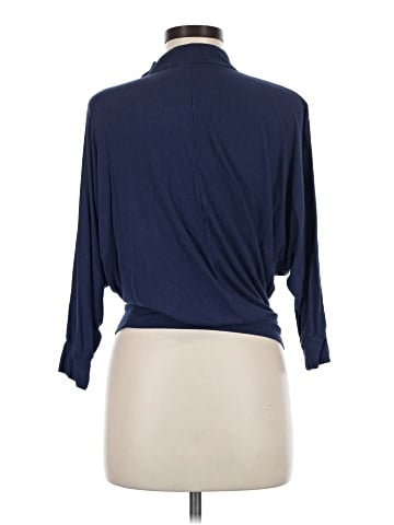 Venus 3/4 Sleeve Top (view 2)