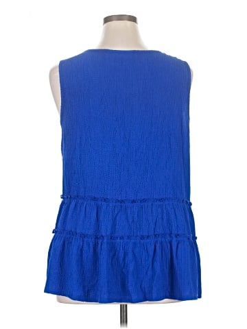 Nina Leonard Sleeveless Blouse (view 2)