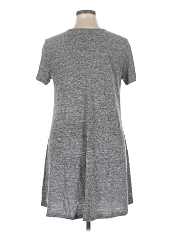 Old Navy Casual Dress (view 2)
