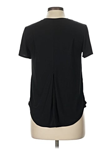 Lululemon Athletica Short Sleeve T-Shirt (view 2)