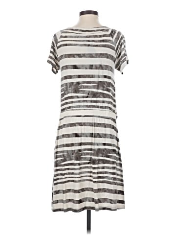 Daisy Fuentes Casual Dress (view 2)