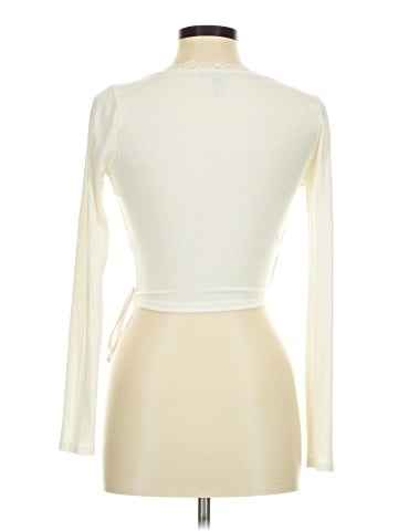 Forever 21 Long Sleeve T-Shirt (view 2)