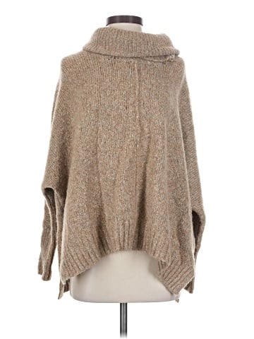 Ruby Moon Poncho (view 1)