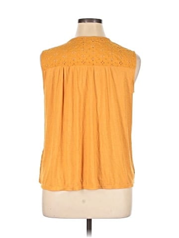 Knox Rose Sleeveless Blouse (view 2)