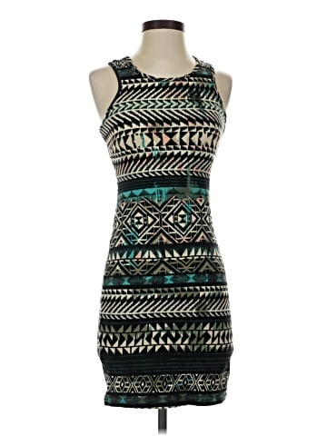 Win Win Casual Dress (view 1)