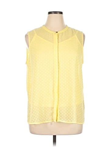 Liz Claiborne Career Sleeveless Blouse (view 1)