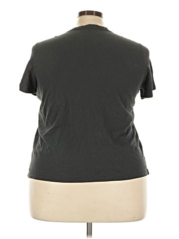 Old Navy Short Sleeve T-Shirt (view 2)