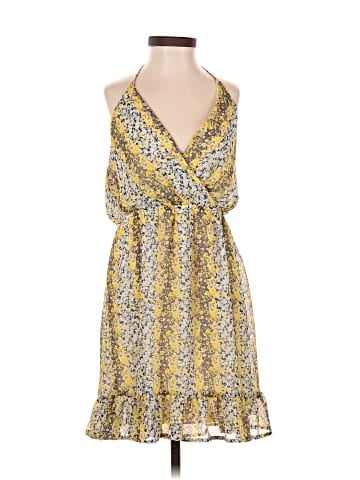 Le Lis Casual Dress (view 1)