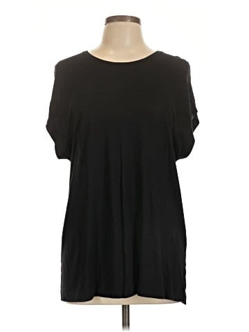 Vince. Short Sleeve T-Shirt (view 1)
