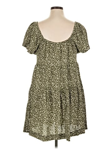 Old Navy Casual Dress (view 2)
