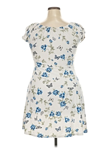 No Boundaries Casual Dress (view 2)