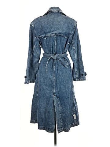 Gap Trenchcoat (view 2)