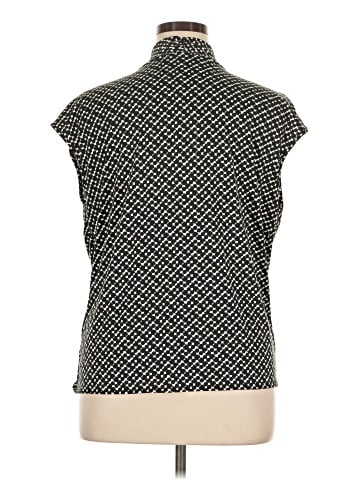 Kim & Cami Sleeveless Blouse (view 2)