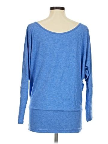 lucy 3/4 Sleeve T-Shirt (view 2)