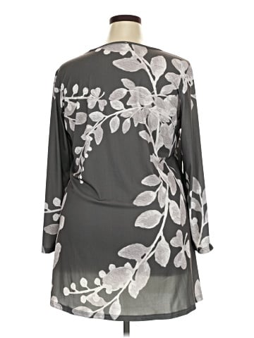 Lily by Firmiana 3/4 Sleeve Blouse (view 2)